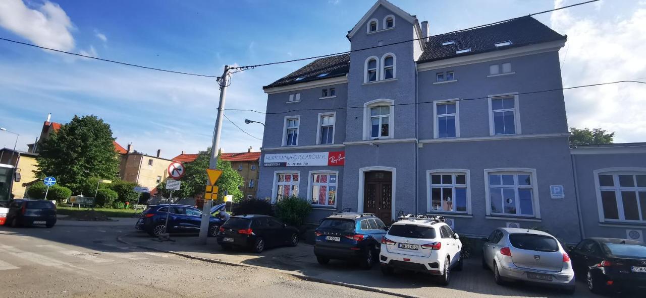 Klimatyczny Apartament Nr 8 Z Widokiem Na Gory Sowie Bielawa  Exteriér fotografie