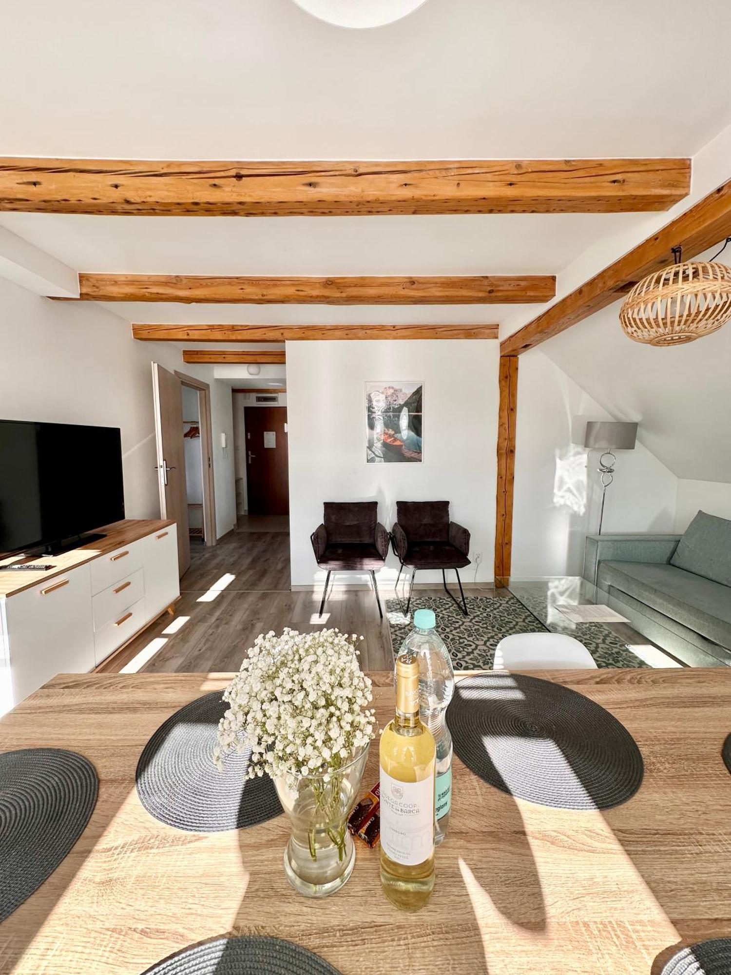 Klimatyczny Apartament Nr 8 Z Widokiem Na Gory Sowie Bielawa  Exteriér fotografie